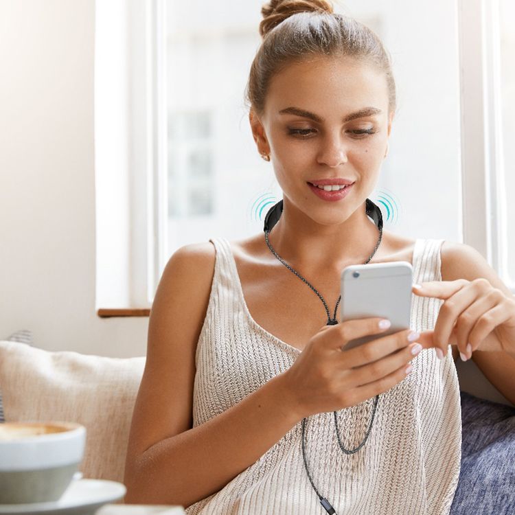 Green Lion 3-in-1 Massager Cable with Phone Lanyard Design, 1.4m Cable Length, 3 Massage Modes, USB-C to USB-C Cable with 100W Power Delivery, Soft & Skin-Friendly - Black