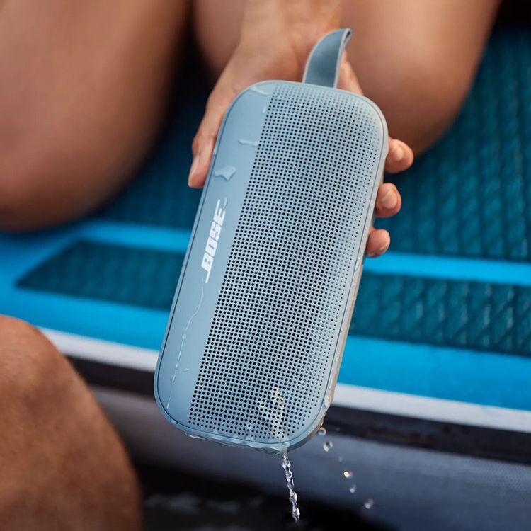 Bose SoundLink Flex Bluetooth Portable Speaker with Built-in Microphone, Up to 12 Hours Battery Life, USB-C Charging Port, IP67 Waterproof, Bluetooth & USB Connectivity - Stone Blue