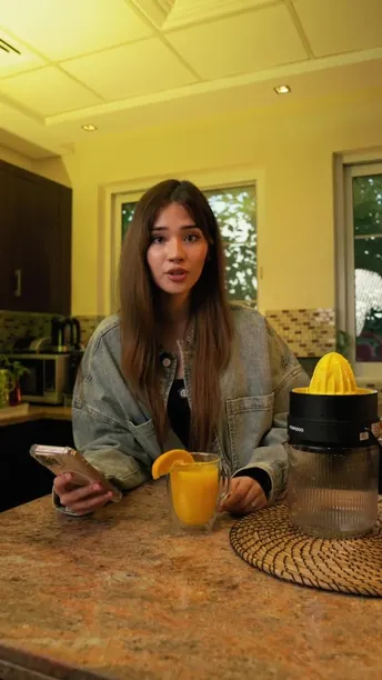 Porodo Lifestyle Bidirectional Juicer in UAE | 1.4L Juice Cup Capacity, 30W Power - Black Color | (PD-LFST123-BK)