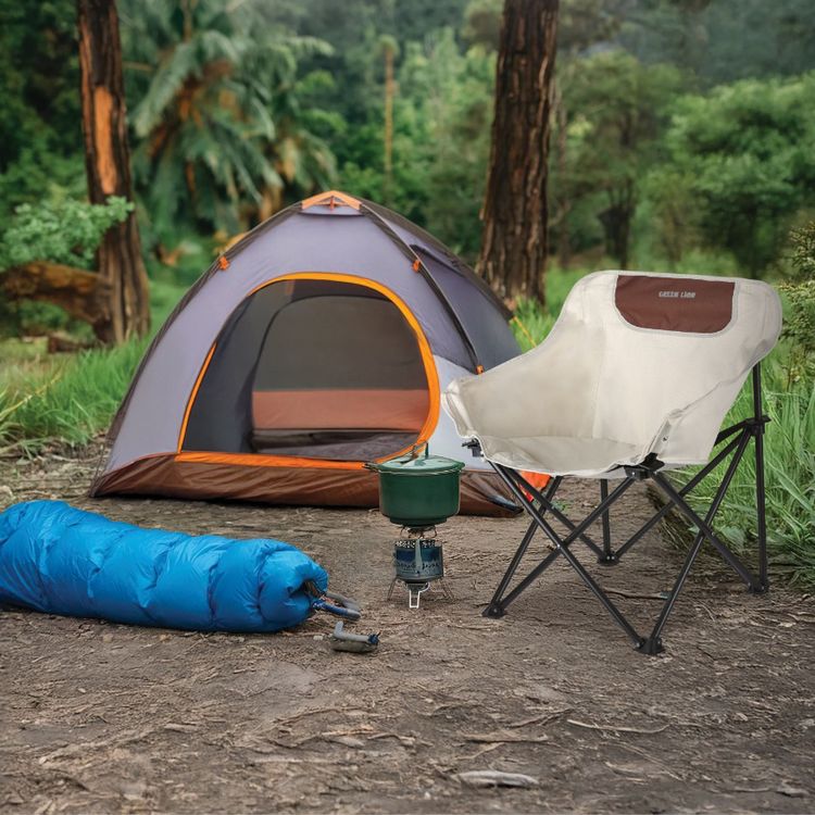 كرسي تخييم قابل للطي من جرين ليون رينجر مع حقيبة حمل، إطار فولاذي ومقعد من قماش أوكسفورد 600D، قاعدة مضادة للانزلاق، دعم بإطار X، قدرة تحميل تصل إلى 100 كجم، إعداد سريع - أبيض