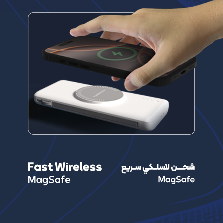 محطة طاقة 4 في 1 من باورولوجي بسعة بطارية 10000 مللي أمبير، وكابل مدمج، ومحطة شحن سريعة، وشاشة عرض طاقة 20 وات، ومخرج لاسلكي 15 وات، وضمانات مدمجة - أسود