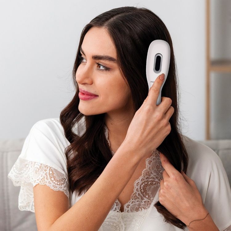 Porodo Light Scalp Massager Comb with 8mL Oil Container, 3-Mode Light , EMS Scalp Therapy, Soothing Vibration Massage, Type-C Charging, Auto Shut-Off Safety, 2 Hours Working Time - White