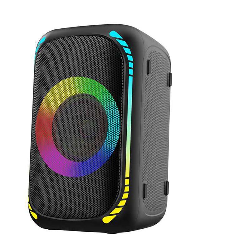 Porodo Soundtec Party Speaker 200W with 5.25  Woofer 2  Tweeter and FM - Black