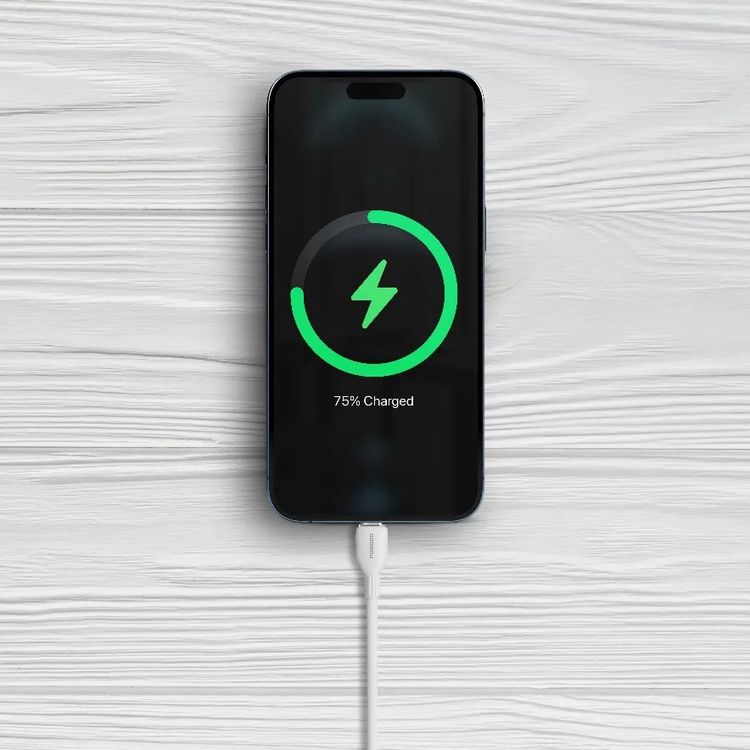 بورودو كابل شحن سريع ونقل بيانات USB-C إلى USB-C، مصنوع من مادة TPE، جهد مُصنّف 48 فولت، توافق عالمي، تصميم مقاوم للتشابك، قدرة مُصنّفة 240 واط، طول الكابل 1 متر - أبيض