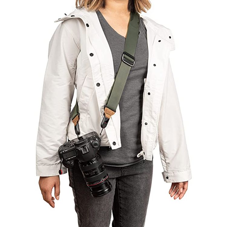 Peak Design SL-SG-3sage Slide Camera Strap, nylon webbing, strong, removable anchor connectors - green (Sage)