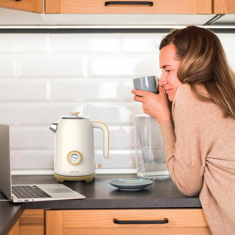 Green Lion Classic Kettle with 1.7L Capacity, 4-6 Minutes Heating Time, 2200W Power, Boil-Dry Protection, Detachable Base, Water Level Indicator - Beige