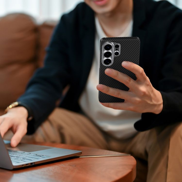 Levelo Sergei 1500D Aramid Fiber Case for Samsung S26 Ultra, Shock-Resistant Bumper, Strong Magnets, 1500D Woven Aramid Fiber, 4ft. Drop Tested, Aluminum Alloy Frame for Camera & Buttons - Black