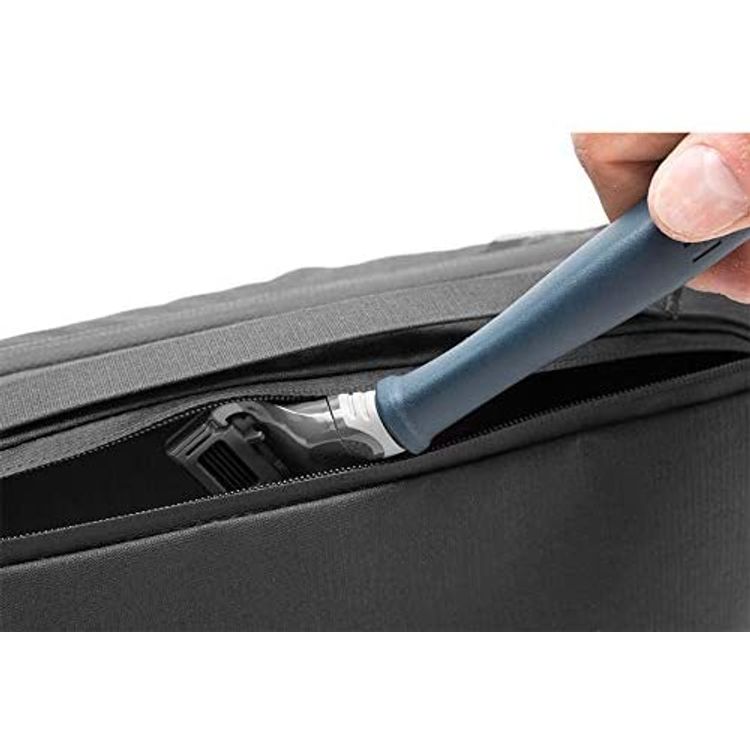 Peak Design Wash Pouch Black, the Field Pouch Heritage Tan  - Black