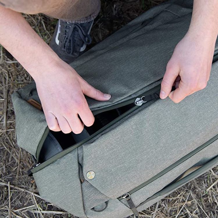 Peak Design Travel Duffel Bag with ID card holder 65L - Gray