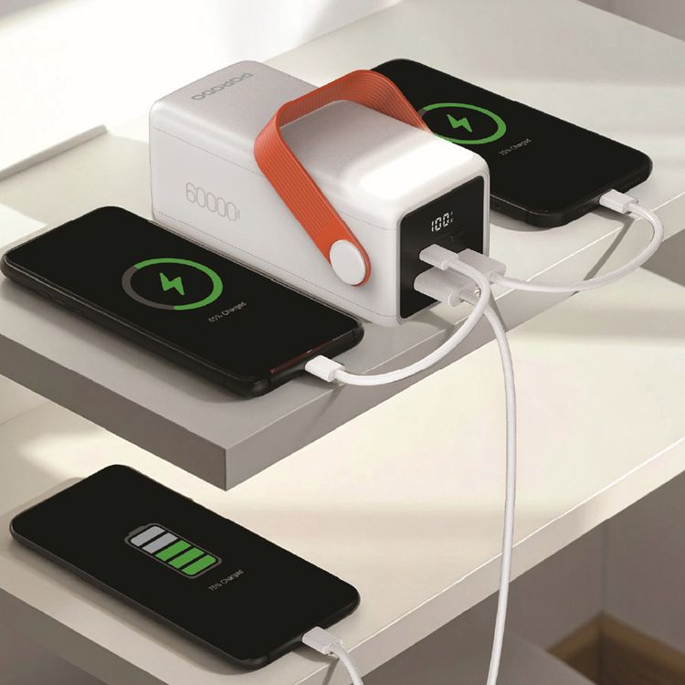 باور بانك بورودو بورتا باور 60000 مللي أمبير/ساعة مع إضاءة LED مدمجة، PD 20 واط، مخرج USB-A بحد أقصى 22.5 واط، مصباح يدوي، مقبض محمول، منافذ إخراج متعددة، ميزات حماية ذكية، شحن سريع - أبيض