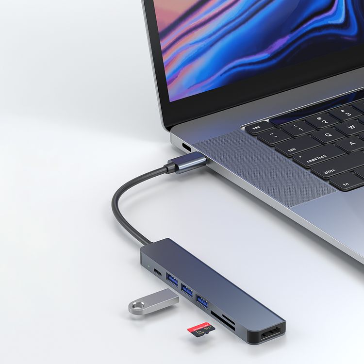 Green Lion 7-in-1 USB-C Hub with 3× USB-A, HDMI, TF/SD Card & USB-C Ports, Aluminum Alloy Material, 4K@30Hz Resolution, 5 Gbps Data Transfer, 16.7cm Cable Length - Gray