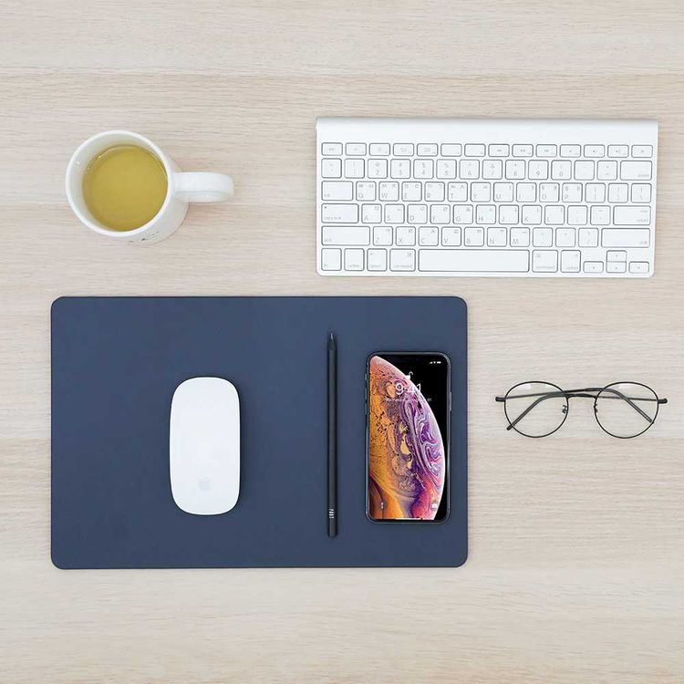 Pout Hands 3 Pro Fast Wireless Charging Mouse Pad - Midnight Blue