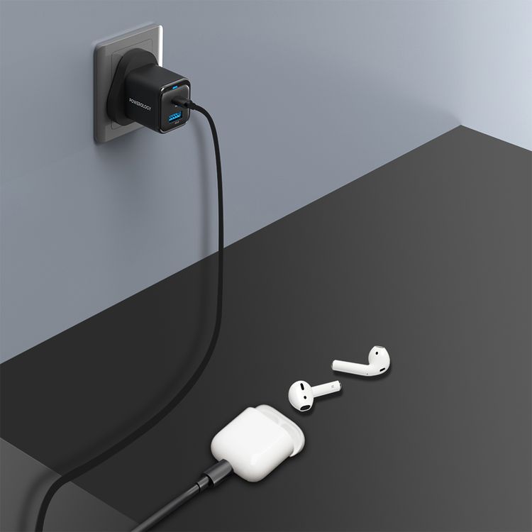 Powerology Super Compact Quick Charger with USB-C To Lightning Braided Cable, 35W Power Delivery, Simultaneous Fast Charging, Lightweight & Portable - Black