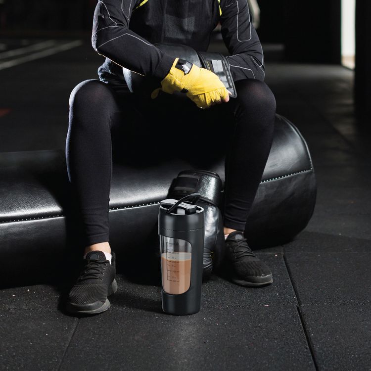 Green Lion Protein Mixer with 650mL Capacity, 1200mAh Battery Capacity, Tritan + ABS + PP Material, Type-C Charging Port,  2.5 Hours Charging Time, 30 Minutes Working Time - Black