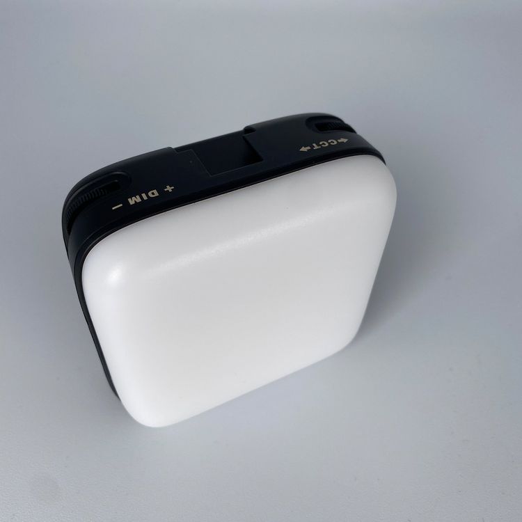 Green Lion Mini Snap Light, ABS Material, 2000mAh Battery Capacity, 100-1250Lm Brightness, 2-8 Hours Working Time, 3 Hours Charging Time, Type-C Charging Port - Black