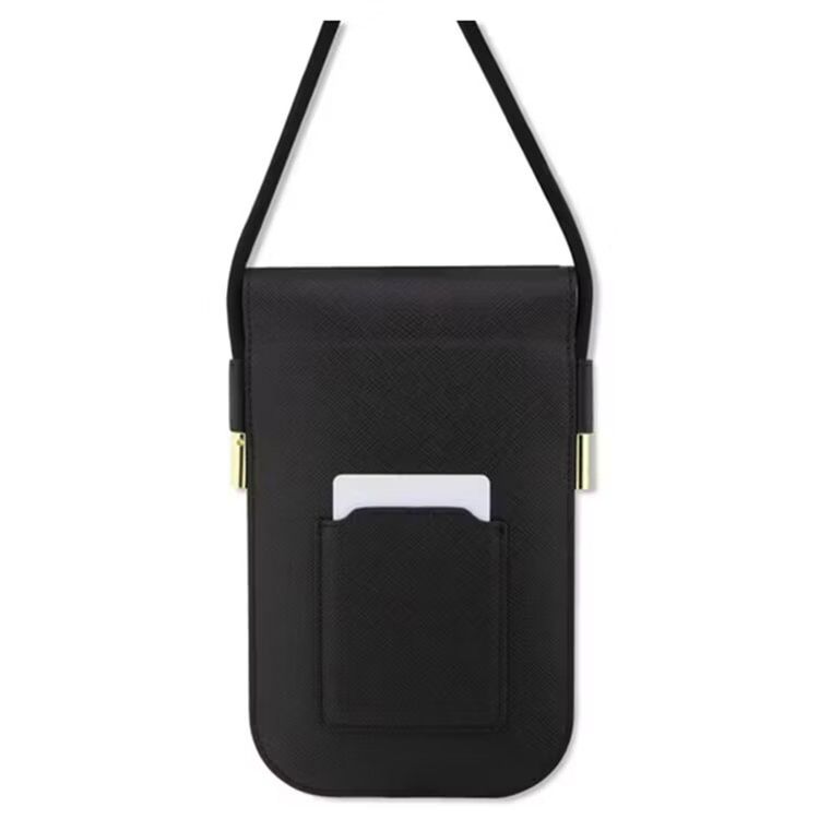 حقيبة هاتف Guess Universal Saffiano مع شعار منقوش، وفتحة للبطاقات، وحزام كتف قابل للتعديل، وخفيفة الوزن وسهلة الحمل - أسود