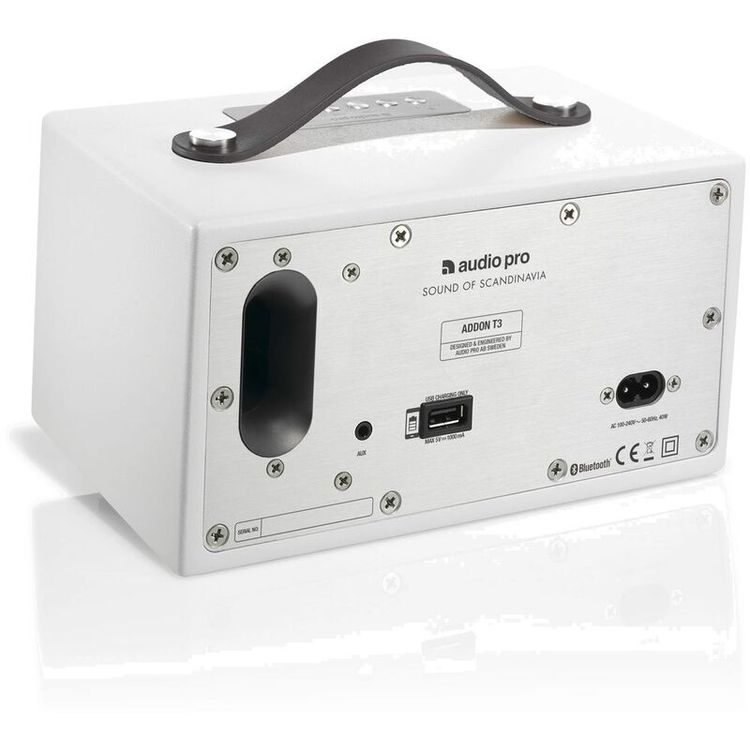 مكبر صوت محمول بتقنية البلوتوث Audio Pro T3+ بقوة 25 وات، بلوتوث 4.0، عمر بطارية يصل إلى 30 ساعة - أبيض