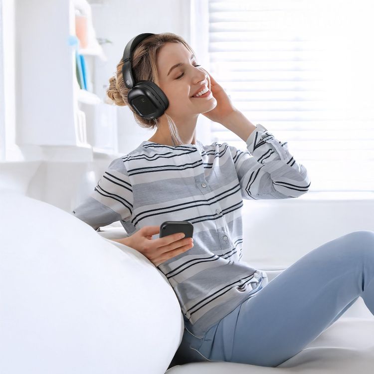 Porodo Soundtec Touchwave ANC Headphones with Detachable Touch Screen, 300mAh Battery Capacity, USB-C Charging Port, 2 Hours Charging Time, Bluetooth Version 5.4, 10m Transmission Range, Up to 29 Hours Play Time, Built-in Microphone, Immersive Audio, Compact Foldable Design - Black