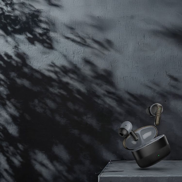 Green Lion Vancouver True Wireless Earbuds with Dual Microphones, 200mAh Charging Case & 25mAh Earbuds Battery, Up to 4 Hours Play Time, Bluetooth Version 6.0, 12m Transmission Range - Black