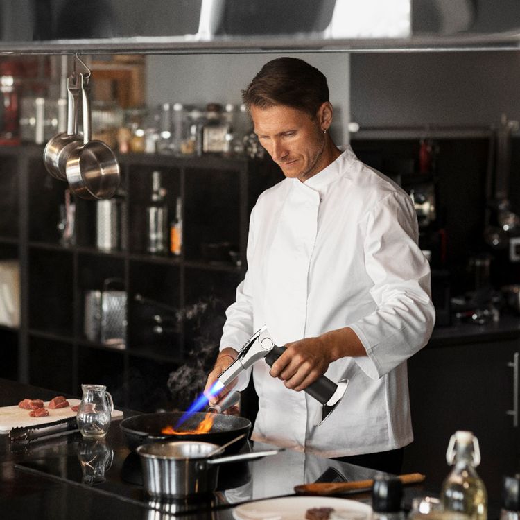 Porodo Lifestyle TurboFlair Rotating Flame Burner with Adjustable Flame, Up to 1350°C Temperature, Propane & Butane Mixture Fuel Type, Refillable Gas Cartridge - Black