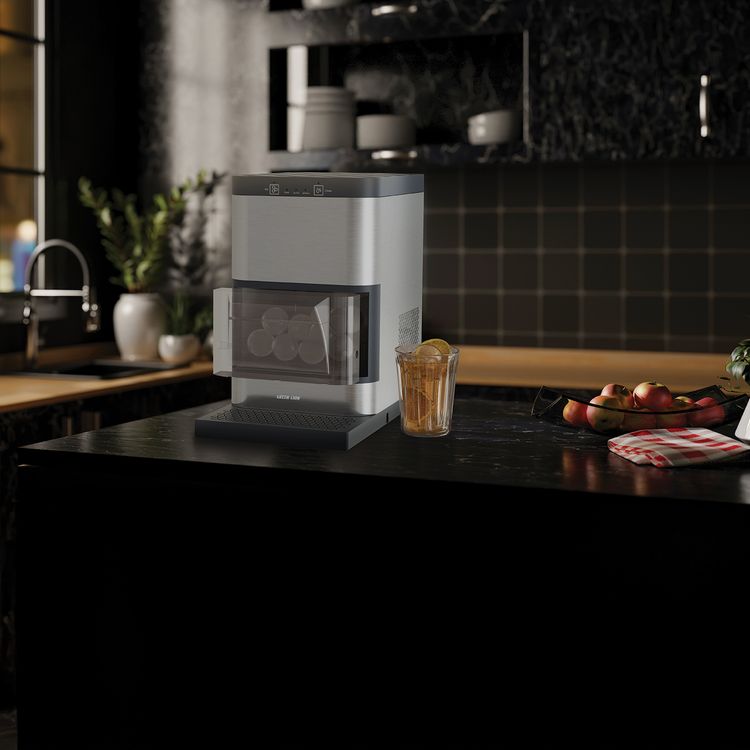 صانع كرات الثلج الكريستالية من جرين ليون بسعة خزان ماء 1.2 لتر، تبريد بالضاغط، صينية تقطير قابلة للإزالة، تنظيف ذاتي تلقائي، لوحة تحكم باللمس، تشغيل هادئ، تصميم يوضع على سطح العمل - فضي