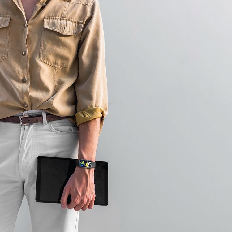 Green Lion Track Fit Smart Watch with 1.45" TFT IPS Display, Bluetooth Version 5.2, Magnetic Charging Type, 2-3 Hours Charging Time, 3-5 Days Working Time, 170 × 320 Pixels Resolution, IP65 Water Resistance Level, Exercise Records, Health Monitoring, Sport Modes, Flashlight, BT Calls - Black