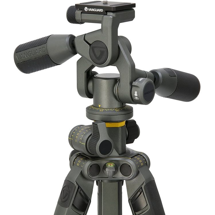Vanguard Alta Pro 2+ 263AP Aluminum-Alloy Tripod Kit with Alta PH-32 3-Way, Pan-and-Tilt Head