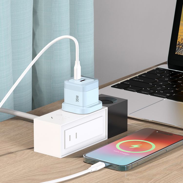 Powerology Lunex Dual-Port Fast Charging Adapter with USB-C & USB-A Ports, 35W Power Delivery, 22.5W USB-A Output, UK 3-Pin Plug, Universal Protocol Support, Multi-Device Charging - Blue