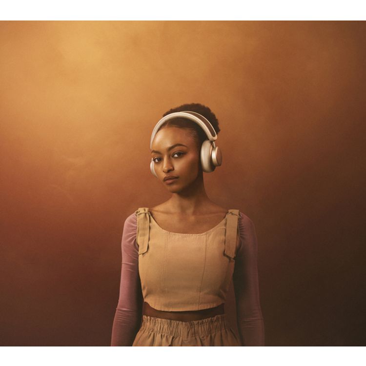 Urbanista Los Angeles Solar-Powered Wireless Headphones with Ambient Sound, Siri and Google Voice Assistant, Compatible with iOS & Android, Virtually Infinite Playtime - Sand Gold