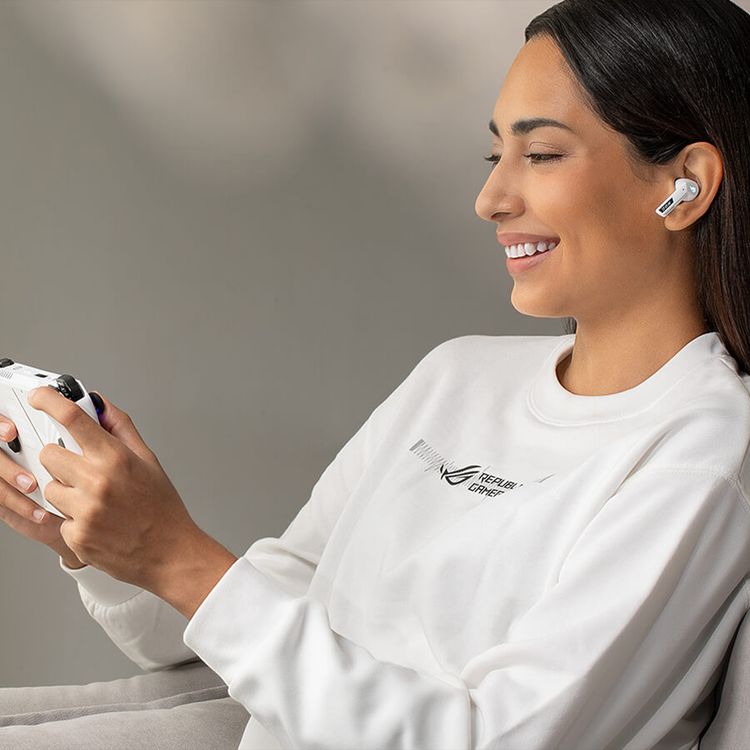 سماعات أذن ASUS ROG Cetra اللاسلكية الحقيقية SpeedNova مع خاصية إلغاء الضوضاء النشطة التكيفية، وبلوتوث ثنائي الوضع واتصال لاسلكي 2.4 جيجاهرتز، وعمر بطارية يصل إلى 46 ساعة، وميكروفون مدمج متعدد الاتجاهات، وتقنية ROG SpeedNova اللاسلكية، وإضاءة ASUS Aura RGB، ونقاط متعددة هجينة - أبيض