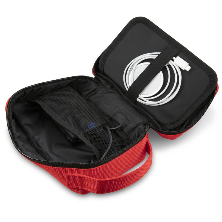 حقيبة يو إس بولو أسن نايلون للأجهزة اللوحية، مزودة بمنفذ USB، وجيب شبكي، وسحاب إغلاق، ومقابض حمل، ومساحة واسعة، وخفيفة الوزن، وسهلة الحمل - لون أحمر