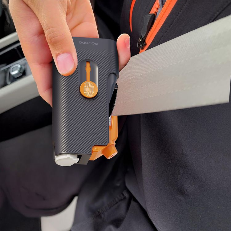 Porodo Lifestyle Vehicle Emergency Safety Kit with Tool Cleaners, ABS Material, Lightweight & Portable, Safety Hammer Included, Easy to Use, Glass & Dashboard Cleaner Supplied - Black