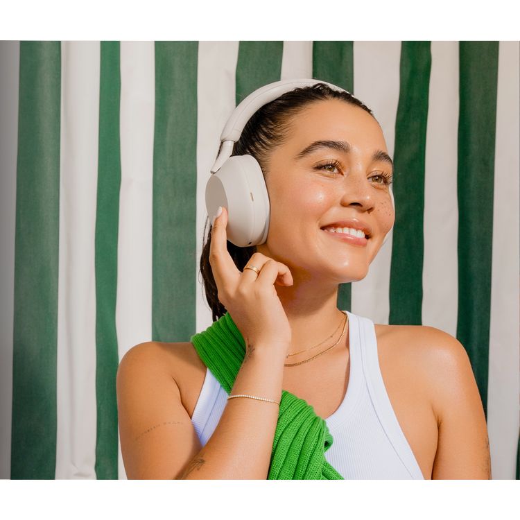 Sony WH-1000XM5 Wireless Headphones with Noise Cancelling, Extraordinary Sound Quality, Seamless Music and Audio Notifications, Multi Noise Sensor Technology - Black