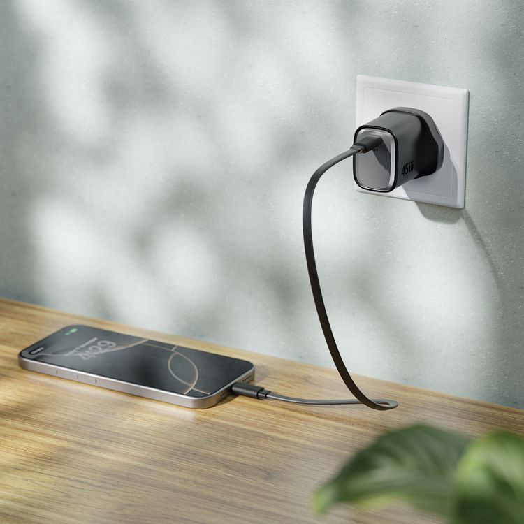 Green Lion Supra 45W GaN USB-C Wall Charger with UK 3-Pin Plug, PPS 40W, Charging Protection, Flame-Retardant PC Material, PD 45W Fast Charging - Black / Gray