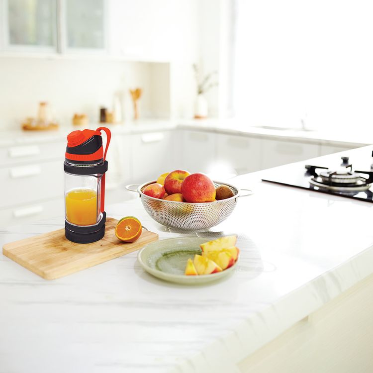 Porodo Lifestyle Nutrimix Dual-Spin Blender with 700mL Jar Capacity, Tritan Jar Material, 304 Stainless Steel Blade Material, 3× 2000mAh Battery Capacity, 3 Hours Charging Time, 30 Seconds Per Cycle Single Working Time, Safety Blade Cover - Black