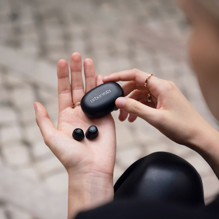 Urbanista Lisbon True Wireless Earbuds, Touch Controls, Compact Size, Siri and Google Voice Assistant, Up to 27 Hours Playtime, 2 Bluetooth Class, ≤10 m Bluetooth Range - Midnight Black