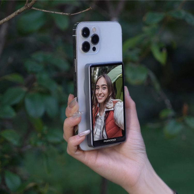 Porodo Selfie Screen Monitor with Magnetic Mirroring, 3.5 Hours Usage Time, 4.02" HD Screen, 1.85W Rated Power, 1800mAh Battery, 180° Screen Rotation, Compatible with iOS 9.0+ & Android 2.0+, 2.4G/5G Dual Band Wi-Fi Network - Gray