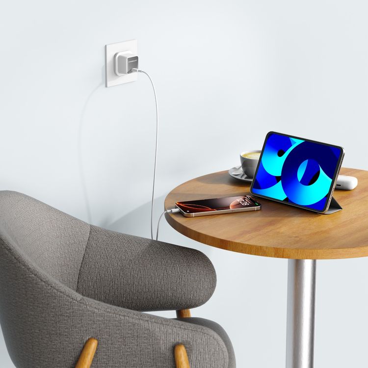 Powerology QX 45W Pocket-Sized GaN Adapter with Safety Protections, USB-C Port, Ultra-Compact Design, UK 3-Pin Plug, PD 45W - White / Silver