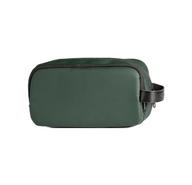 Green Lion Elegant Pouch with 600D Polyester & Leather Trim Material, Multifunctional Storage, Head Hang for Easy Carrying, Waterproof - Green 