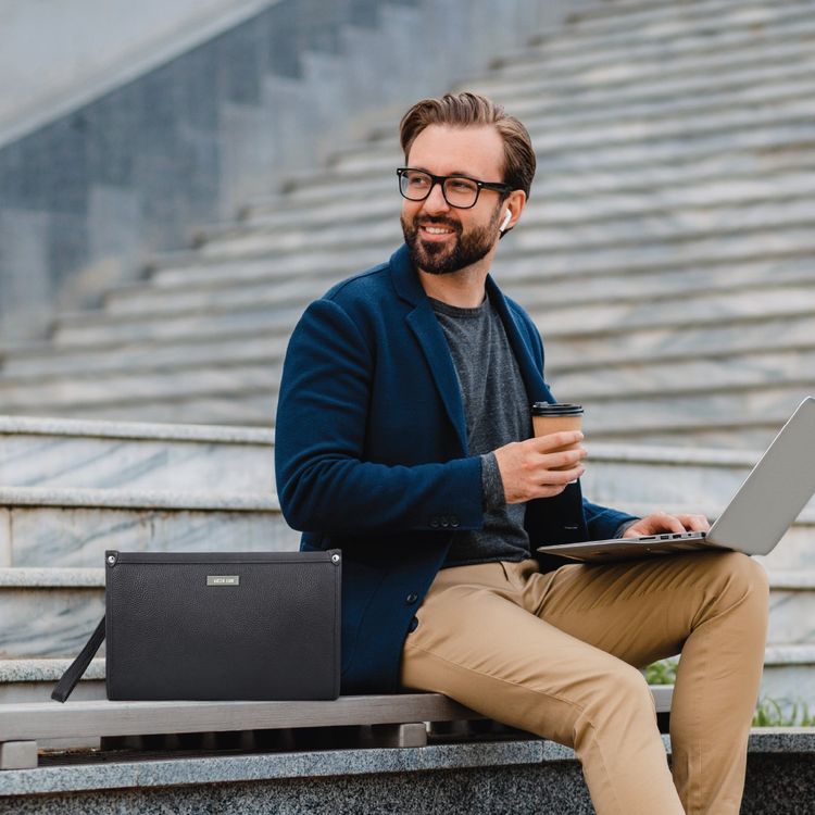 Green Lion Zurich Smart Fingerprint Pouch - Black