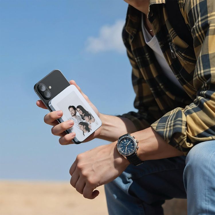 بنك طاقة جرين ليون باور فريم بسعة 5000 مللي أمبير بشاشة حبر إلكتروني بأربعة ألوان، إصدار بلوتوث 5.0، دعم الشحن السريع، توصيل طاقة بقدرة 20 واط، مصنوع من سبيكة الألومنيوم وزجاج AG - باللون الأزرق.