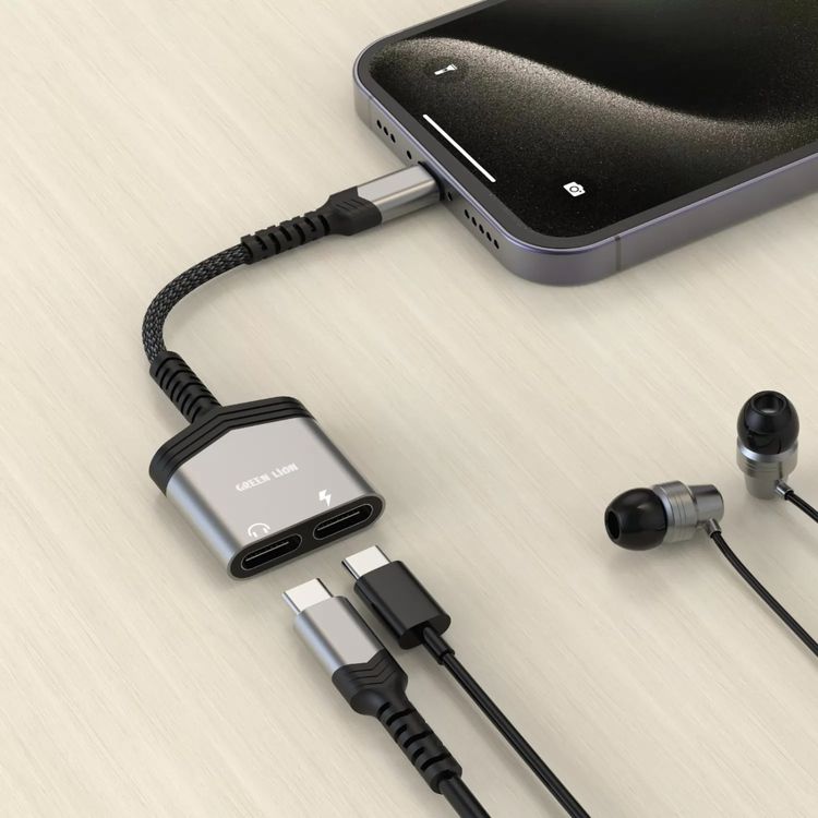 Green Lion 2 In 1 Splitter Adapter Type-C to Type-C (Charging & Audio), 9V/2A Input Rating, 60 W Max Charging Speed - Black