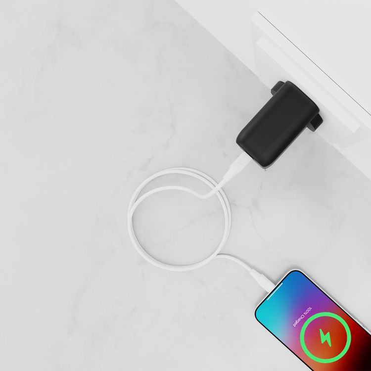 كابل باورولوجي باور سينك فليكس من USB-C إلى Lightning بطول 2 متر، عمر افتراضي يصل إلى 10000 انحناء، شحن سريع ونقل بيانات، مصنوع من مادة TPE المقولبة، سرعة نقل بيانات تصل إلى 480 ميجابت في الثانية، ويدعم توصيل طاقة بقوة 30 واط - لون أبيض