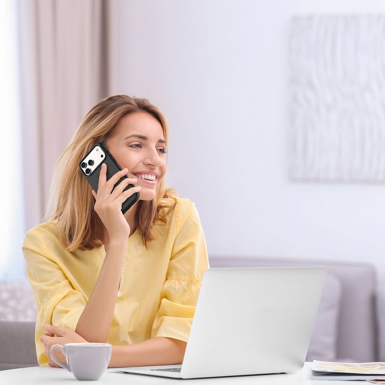 حافظة ليفيلو مورفيكس سيليكون غريب ستاند لهاتف آيفون 17 برو، مشاهدة بدون استخدام اليدين، بطانة داخلية من الألياف الدقيقة الحقيقية، حامل أفقي وعمودي، ممتص الصدمات، حواف مرتفعة للكاميرا والشاشة، تصميم نحيف - أسود.