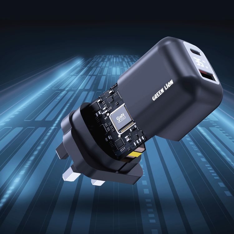 Green Lion Q-Series 35W UK Plug GaN Wall Charger with Smart Digital Display, QC 3.0 18W, GaNStorm Technology, Ultra Compact Design, High-Efficiency GaN Charger, Smart Protection, Flame-Retardant PC Material - Black