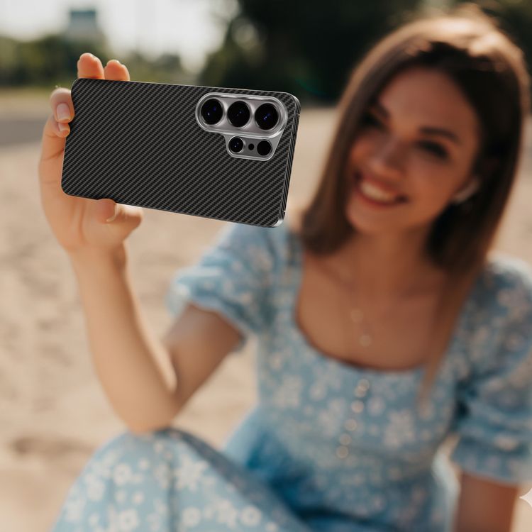 Levelo Sergei 1500D Aramid Fiber Case for Samsung S26 Ultra, Shock-Resistant Bumper, Strong Magnets, 1500D Woven Aramid Fiber, 4ft. Drop Tested, Aluminum Alloy Frame for Camera & Buttons - Black