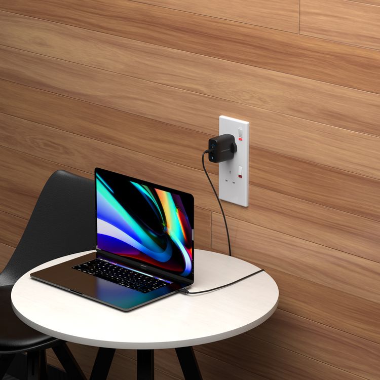 Powerology 63W Ultra-Quick GaN Charger 45W PD & USB-A Quick Charge 18W QC3.0 - Black