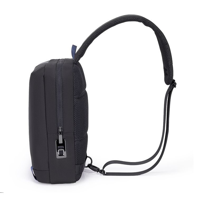 حقيبة بوروودو لايفستايل كروس بودي بسحاب مع قفل بصمة ذكي، ومخرج شحن USB-C بقدرة 20 واط، وزمن مسح بصمة أقل من 0.55 ثانية - أسود / أزرق.