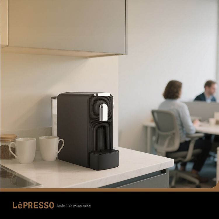 LePresso Baristo Espresso Machine with Powerful Italian Pump, 550mL Water Tank Capacity, 1200W Rated Power, Customizable Volume Control, Removable Drip Tray, Compatible with Nespresso Capsules - Black