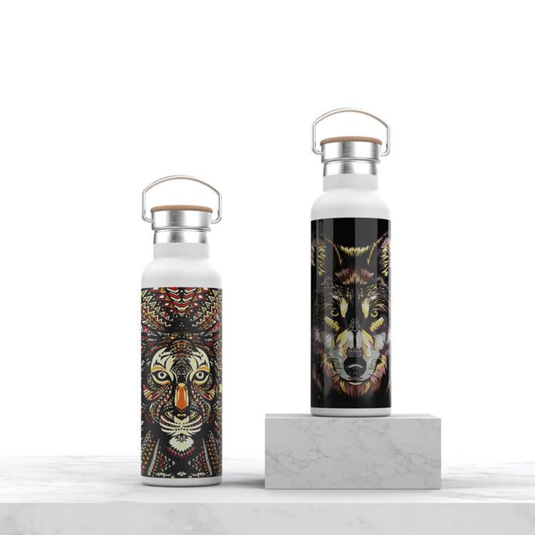 Green Lion Portable Pattern Water Bottle with 600mL Capacity, Stainless Steel Material, Up to 6 Hours Hot & Cold Insulation, Easy To Carry & Clean, High Durability - Lion